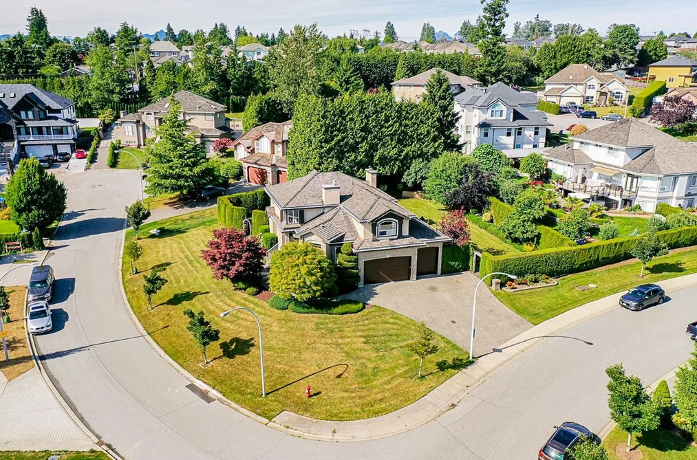 House for sale at 18467 55 Avenue Surrey British Columbia - MLS: R3079199