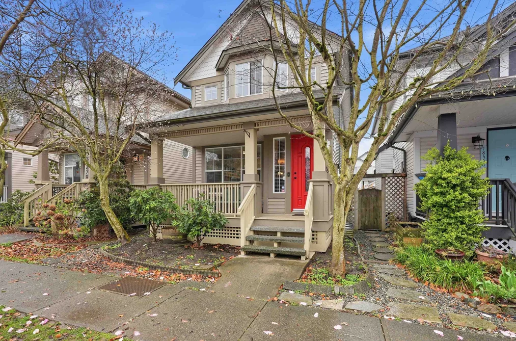 House for sale at 18468 66a Avenue Surrey British Columbia - MLS: R3103233