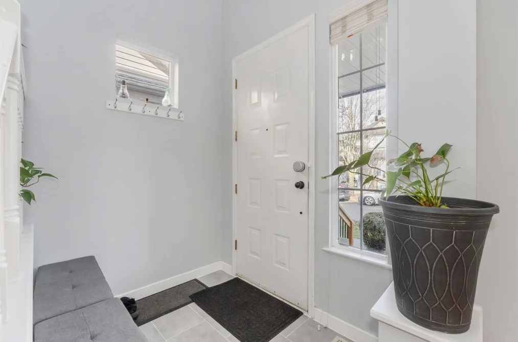 18476 66A AVENUE, Surrey BC V3S 9B1, Surrey BC — Residential for Sale - Photo 3