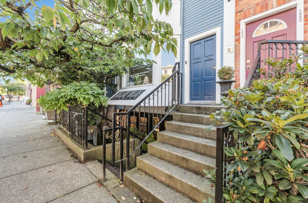 Townhouse for sale at 1848 W 1st Avenue Vancouver British Columbia - MLS: R3159409