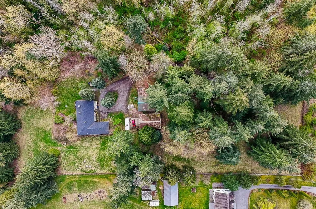 House for sale at 18495 0 Avenue Surrey British Columbia - MLS: R3089442