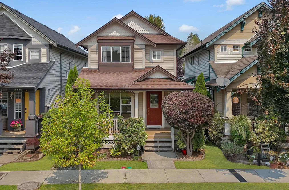 House for sale at 18539 67a Avenue Surrey British Columbia - MLS: R3159650