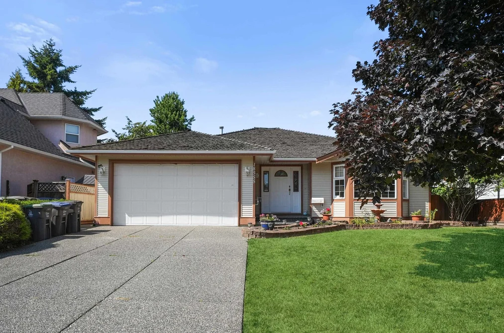 House for sale at 18555 57 Avenue Surrey British Columbia - MLS: R3146174