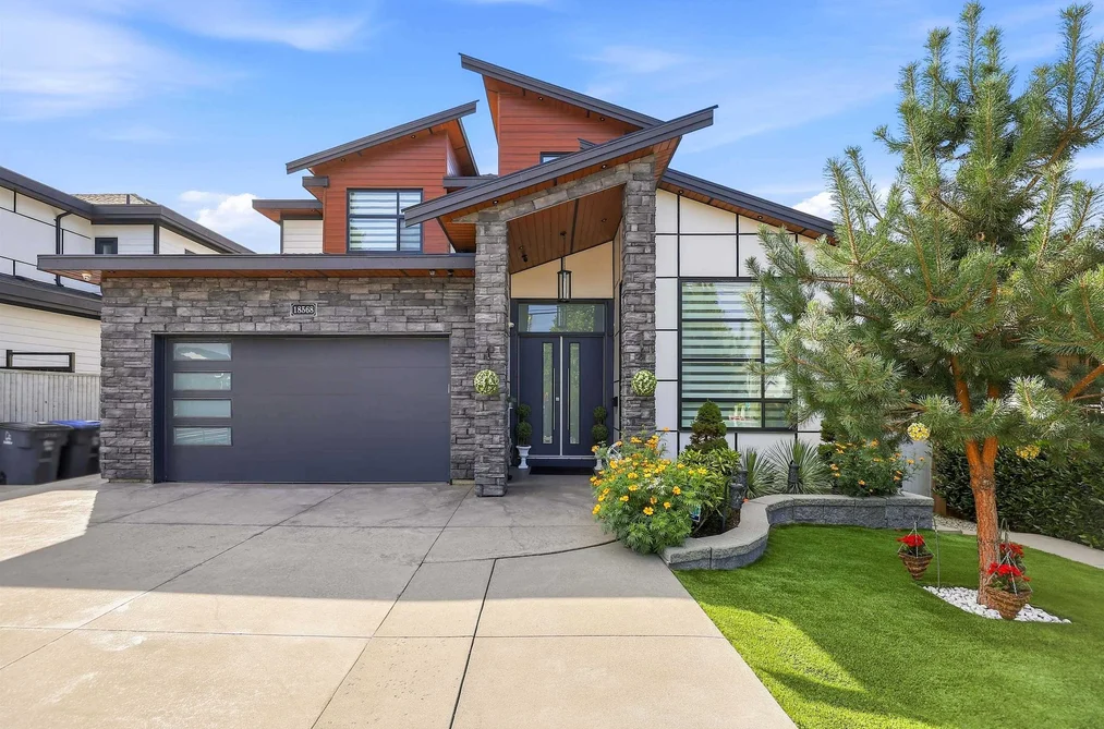 House for sale at 18568 58 Avenue Surrey British Columbia - MLS: R3163720