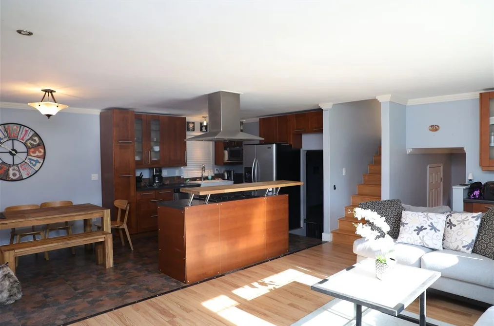 1857 WARWICK AVENUE, Port Coquitlam BC V3C 4P6, Port Coquitlam BC — Residential for Sale - Photo 4