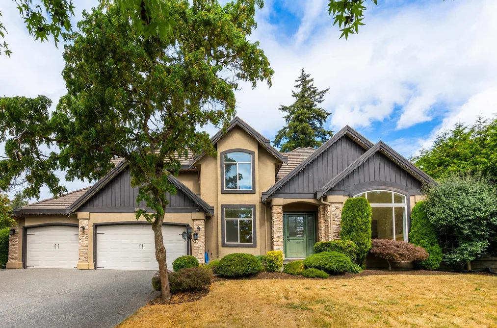 House for sale at 18589 55 Avenue Surrey British Columbia - MLS: R3159763