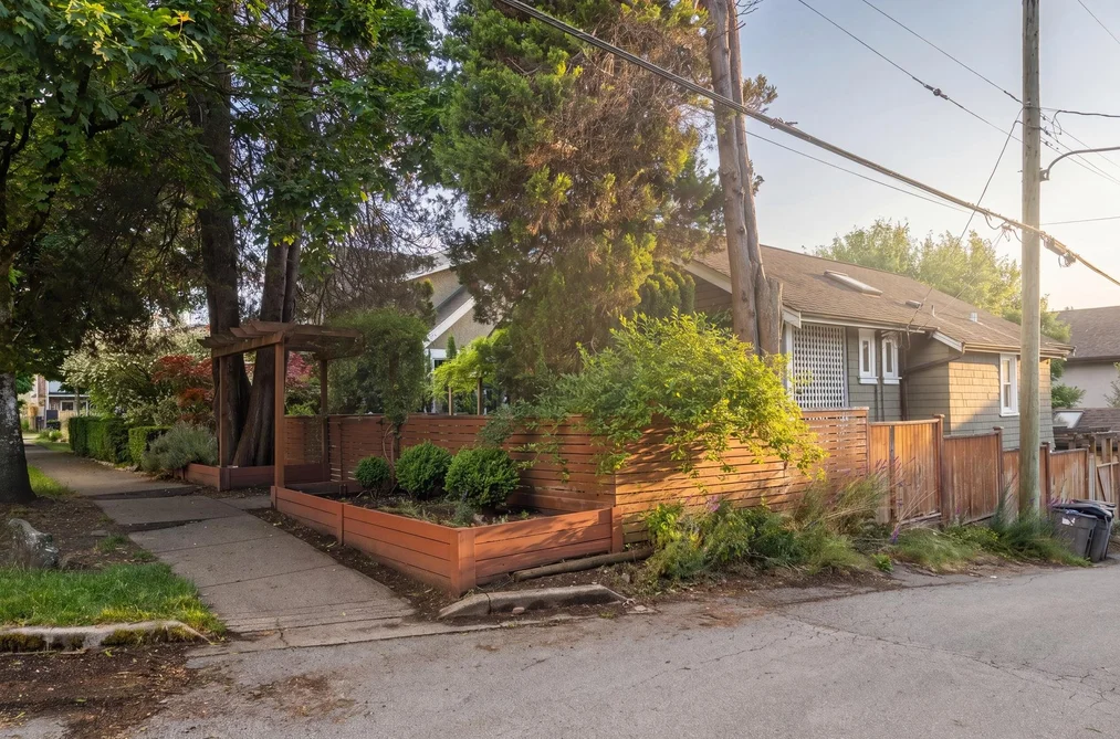 1859 SEMLIN DRIVE, Vancouver BC V5N 4P9, Vancouver BC — Residential for Sale — Photo 39 of 40
