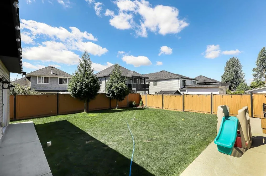 18626 57 AVENUE, Surrey BC V3S 7N2, Surrey BC — Residential for Sale — Photo 37 of 40
