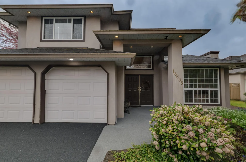House for sale at 18638 56b Avenue Surrey British Columbia - MLS: R3133408