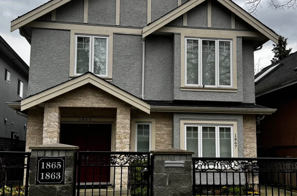 House for sale at 1865 E 37th Avenue Vancouver British Columbia - MLS: R3088814