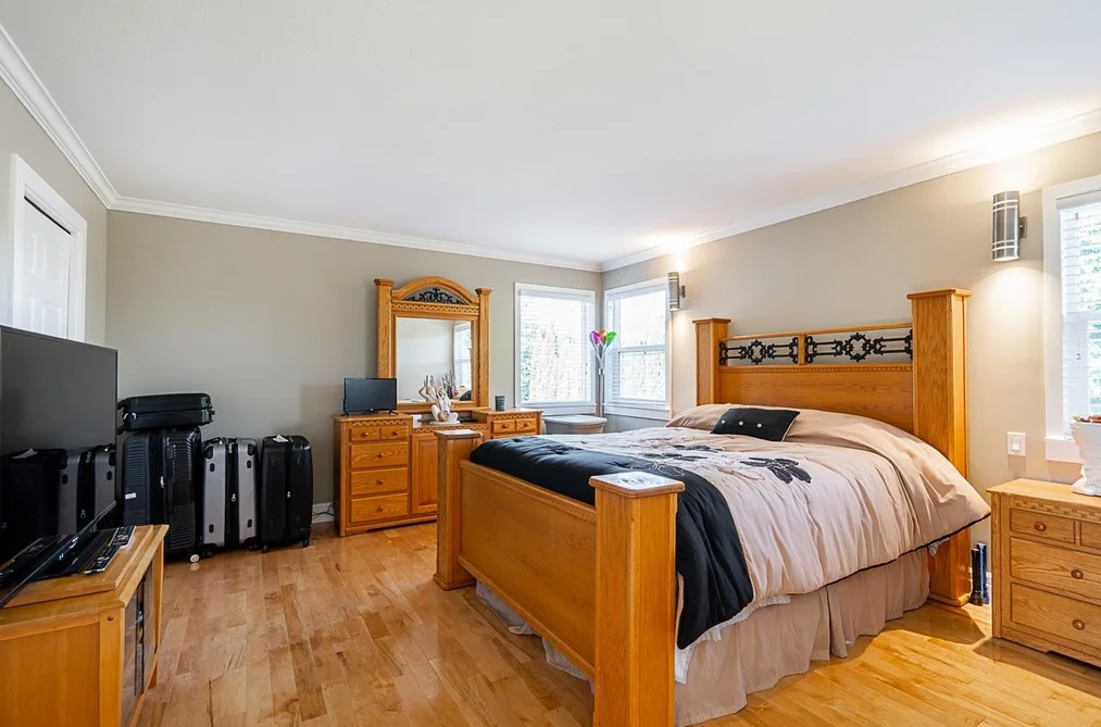 18656 64A AVENUE, Surrey, BC — Residential for Sale — Photo 16 of 37