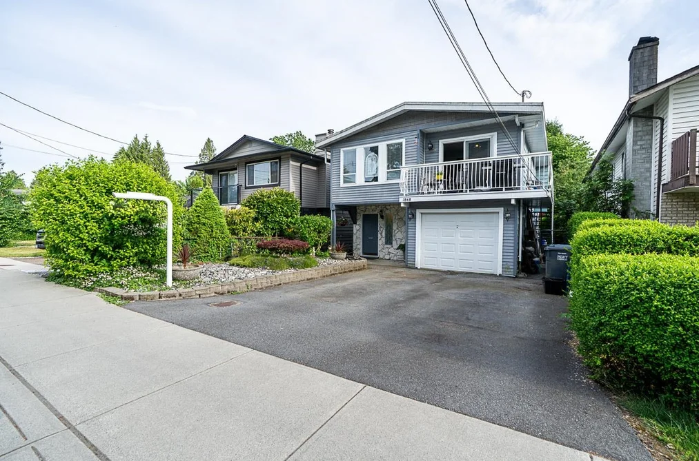1868 COQUITLAM AVENUE, Port Coquitlam BC V3B 1H7, Port Coquitlam BC — Residential for Sale - Photo 2