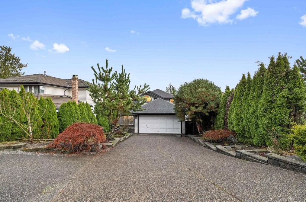 House for sale at 187 Warrick Street Coquitlam British Columbia - MLS: R3071631