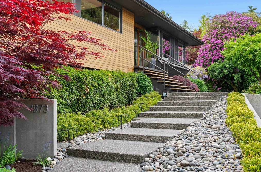 1873 ESQUIMALT AVENUE, West Vancouver BC V7V 1S1, West Vancouver BC — Residential for Sale - Photo 2