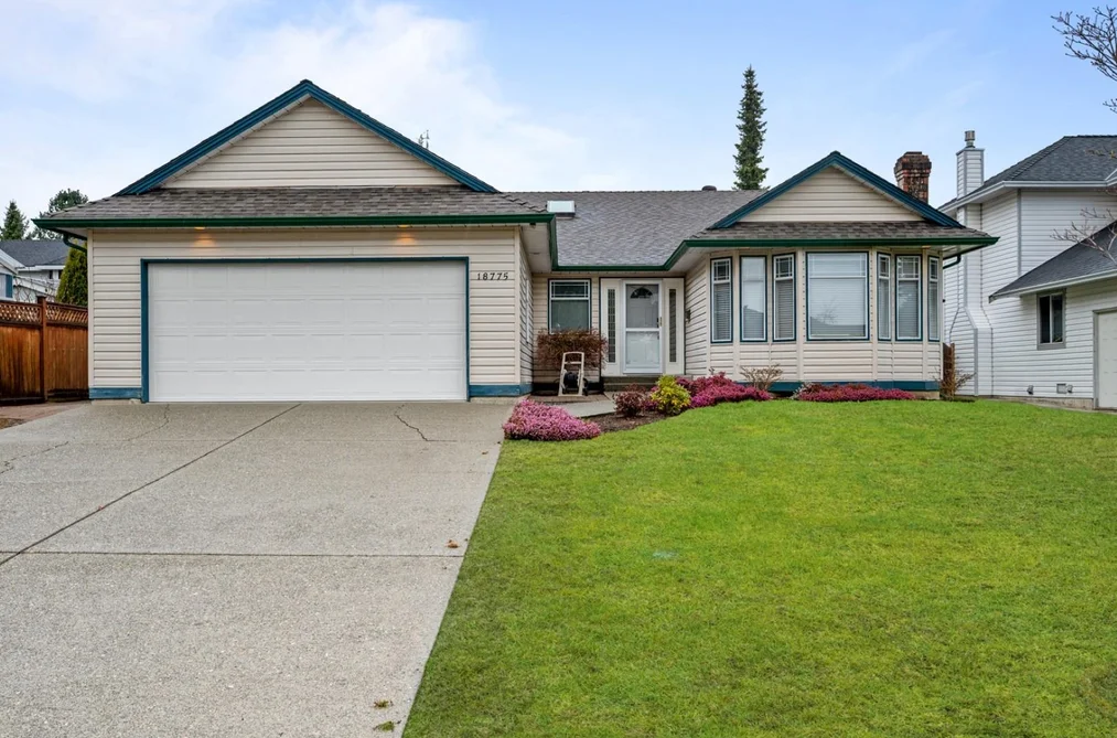 House for sale at 18775 59 Avenue Surrey British Columbia - MLS: R3098653