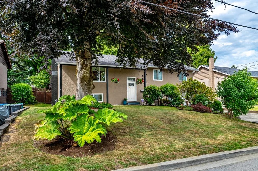House for sale at 1879 Rodger Avenue Port Coquitlam British Columbia - MLS: R3137430