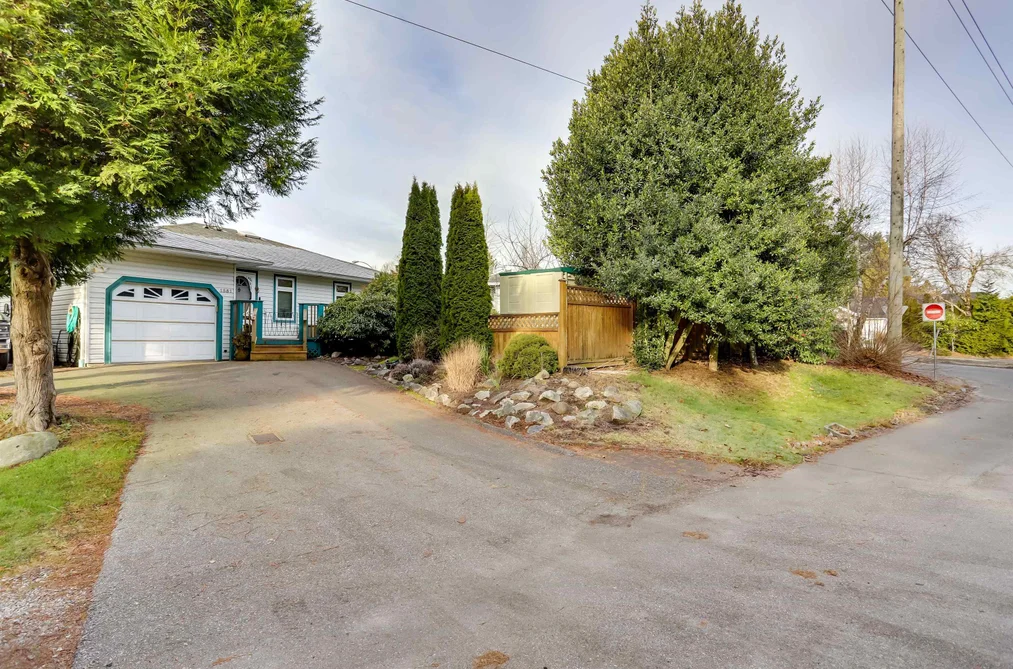 Half Duplex for sale at 1881 160 Street Surrey British Columbia - MLS: R3083621