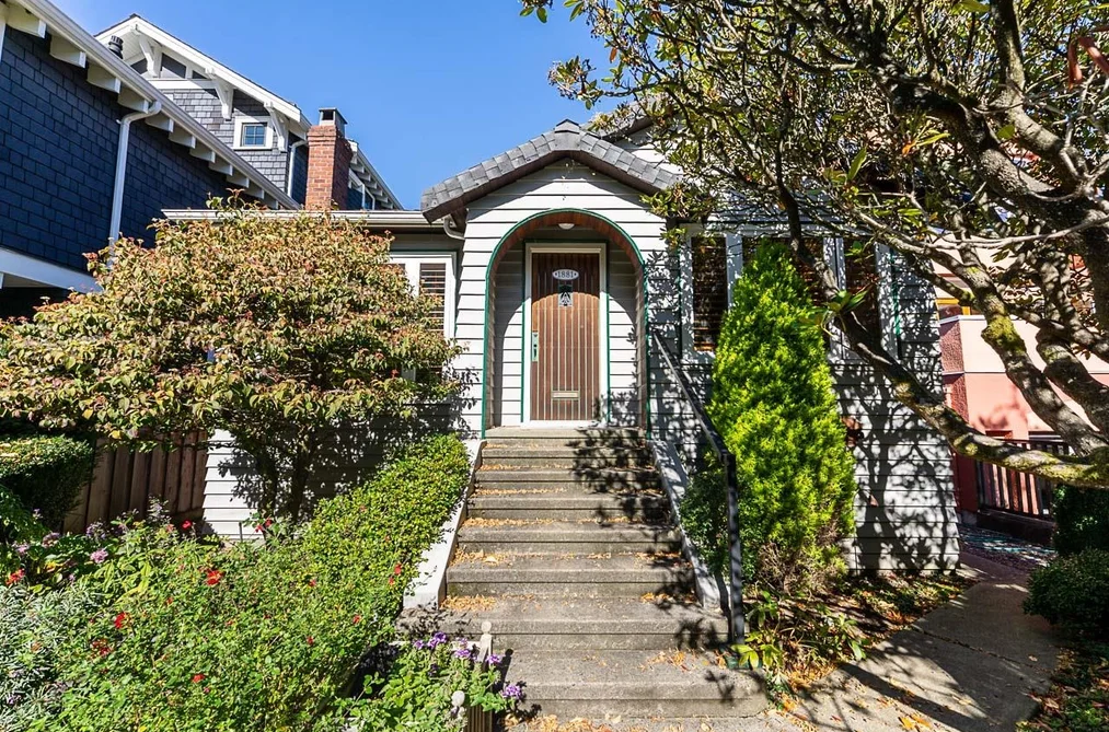 1881 Whyte Ave, Vancouver, BC - MLS: R3175160