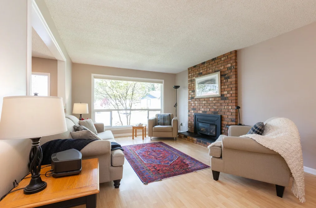 1884 BLUFF WAY, Coquitlam BC V3E 1J2, Coquitlam BC — Residential for Sale - Photo 3