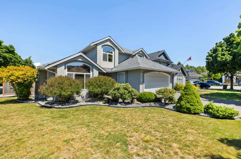 18851 64A AVENUE, Surrey BC V3S 8V3, Surrey BC — Residential for Sale — Photo 5 of 40