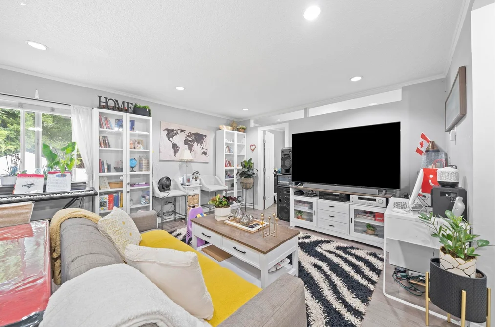 Half Duplex for sale at 189 64th Ave E Street Vancouver British Columbia - MLS: R3151305