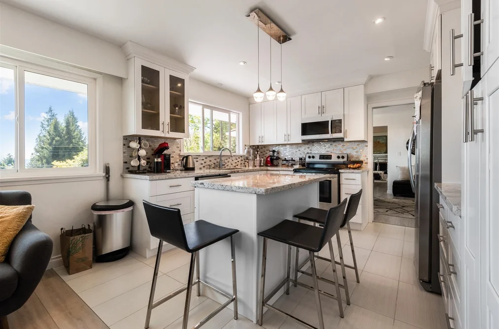 1895 ROSEBERY AVENUE, West Vancouver BC V7V 2Z5, West Vancouver BC — Residential for Sale - Photo 5