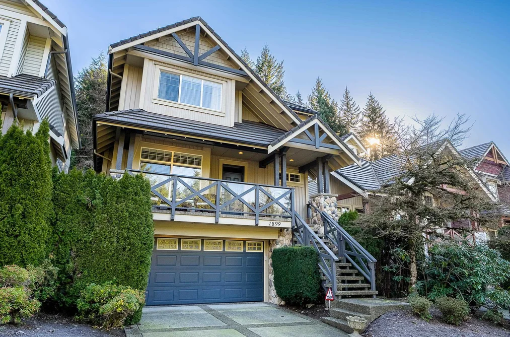 House for sale at 1899 Parkway Boulevard Coquitlam British Columbia - MLS: R3113680
