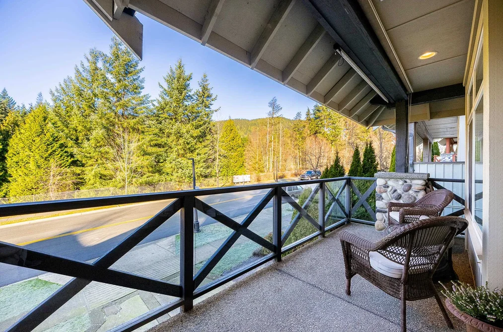 1899 PARKWAY BOULEVARD, Coquitlam BC V3E 3L5, Coquitlam BC — Residential for Sale - Photo 2