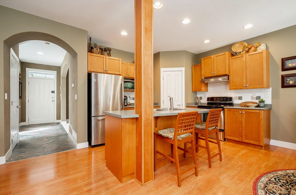 1899 PARKWAY BOULEVARD, Coquitlam BC V3E 3L5, Coquitlam BC — Residential for Sale - Photo 6