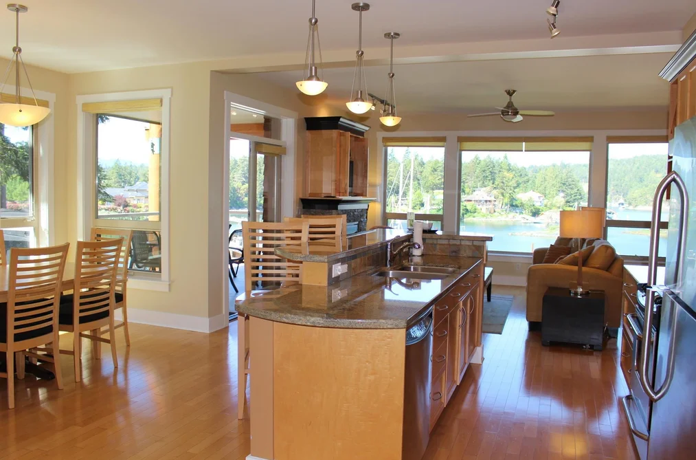 18D-12849 Lagoon Road, Madeira Park, BC - Townhouse for Sale - Photo 2 of 33