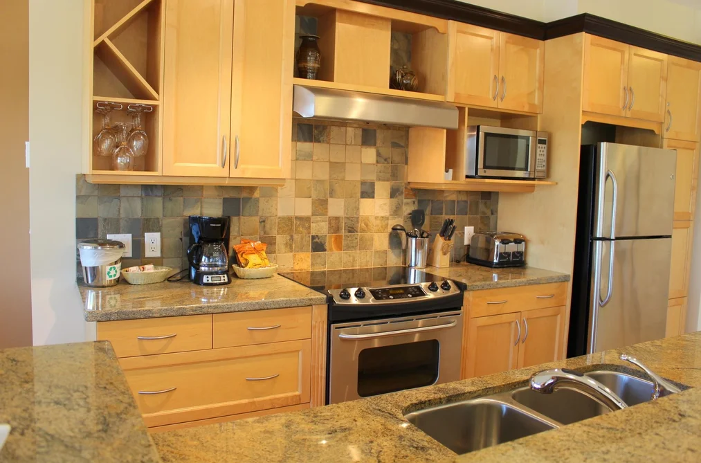 18D-12849 Lagoon Road, Madeira Park, BC - Townhouse for Sale - Photo 5 of 33