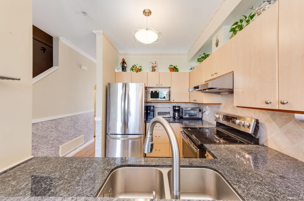 19 1010 EWEN AVENUE, New Westminster, BC — Residential for Sale — Photo 12 of 37