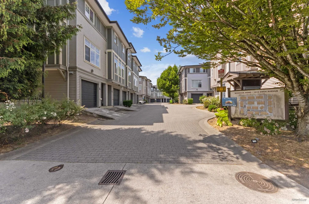 19 1010 EWEN AVENUE, New Westminster, BC — Residential for Sale — Photo 35 of 37