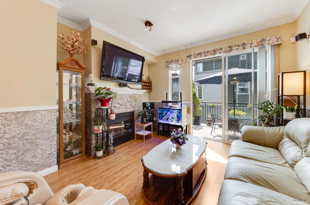 19 1010 EWEN AVENUE, New Westminster, BC — Residential for Sale — Photo 4 of 37