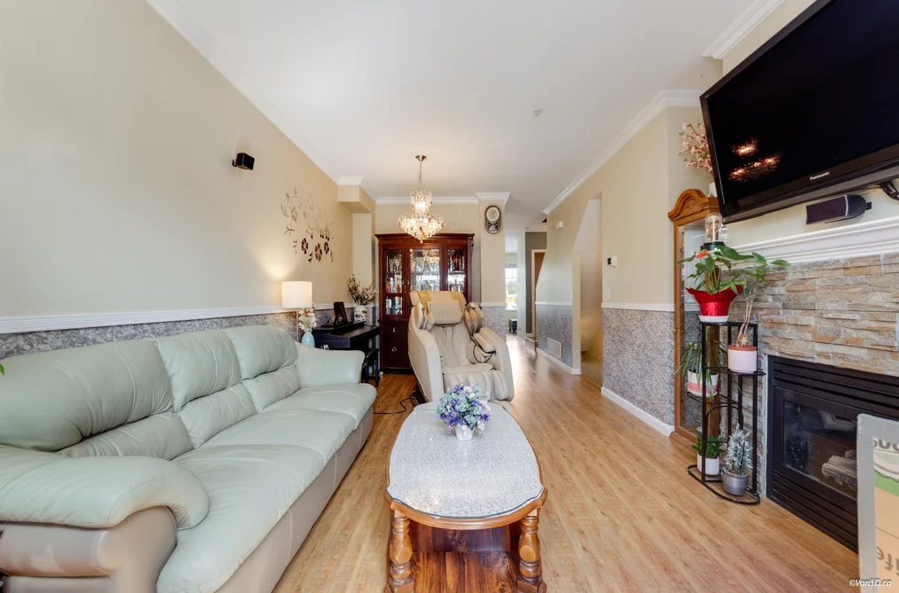 19 1010 EWEN AVENUE, New Westminster, BC — Residential for Sale — Photo 7 of 37