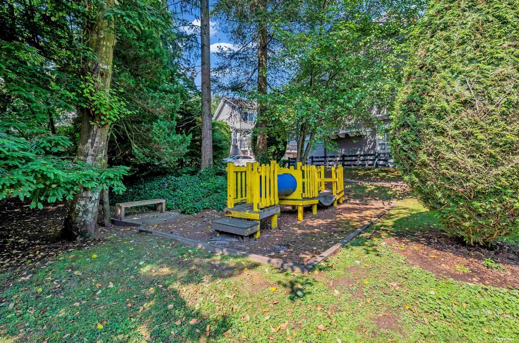 19-15075 60 Avenue, Surrey, BC - Townhouse for Sale - Photo 26 of 33 19-15075 60 Avenue, Surrey, BC - Townhouse for Sale - Photo 26 of 33