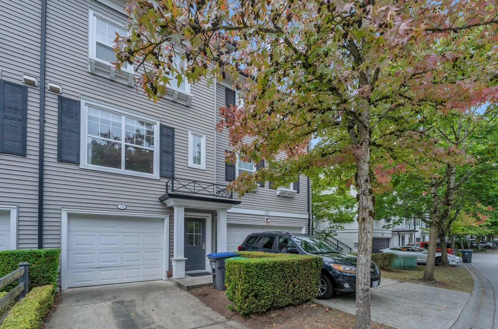 19-15075 60 Avenue, Surrey, BC - Townhouse for Sale - Photo 3 of 33 19-15075 60 Avenue, Surrey, BC - Townhouse for Sale - Photo 3 of 33