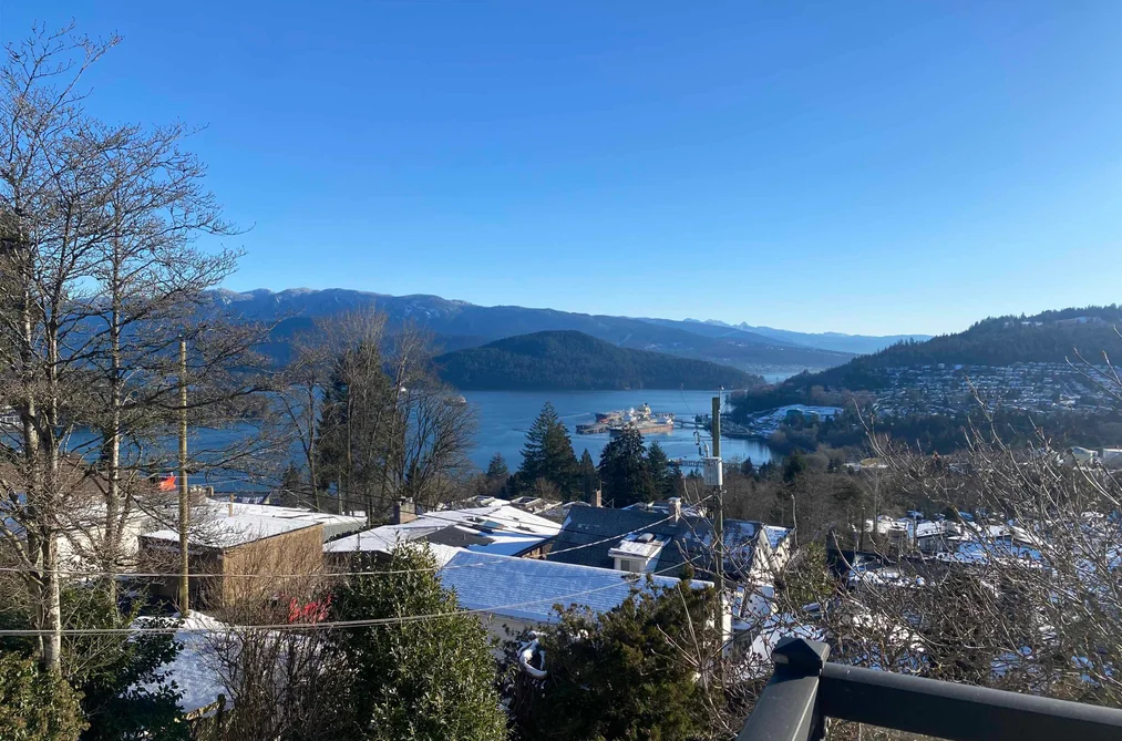 190 N ELLESMERE AVENUE, Burnaby BC V5B 1J8, Burnaby BC — Residential for Sale - Main Photo