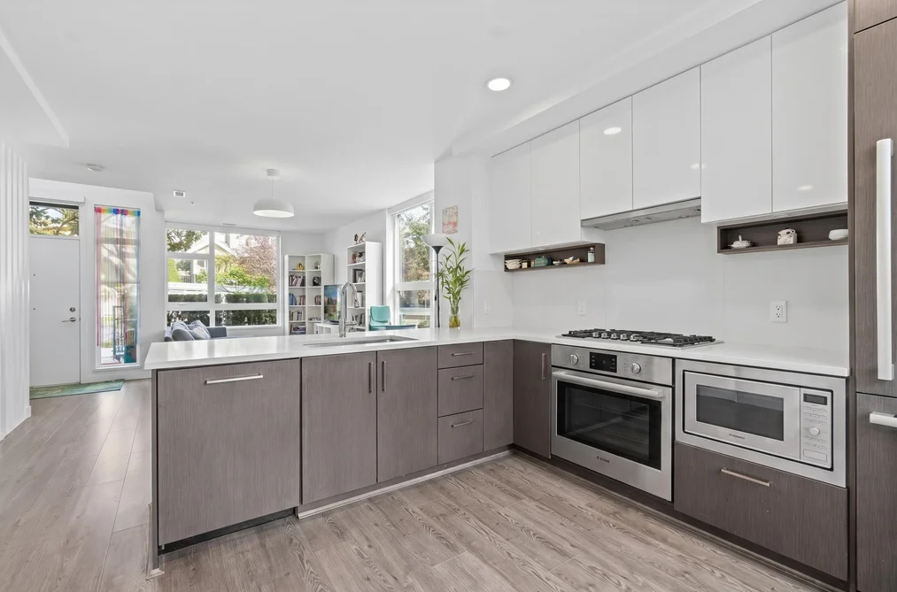 190 W 63RD AVENUE, Vancouver, BC — Residential for Sale - Main Photo