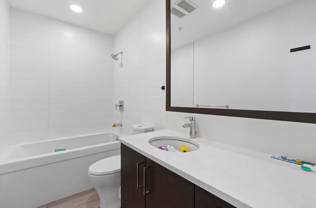 190 W 63RD AVENUE, Vancouver, BC — Residential for Sale — Photo 8 of 25