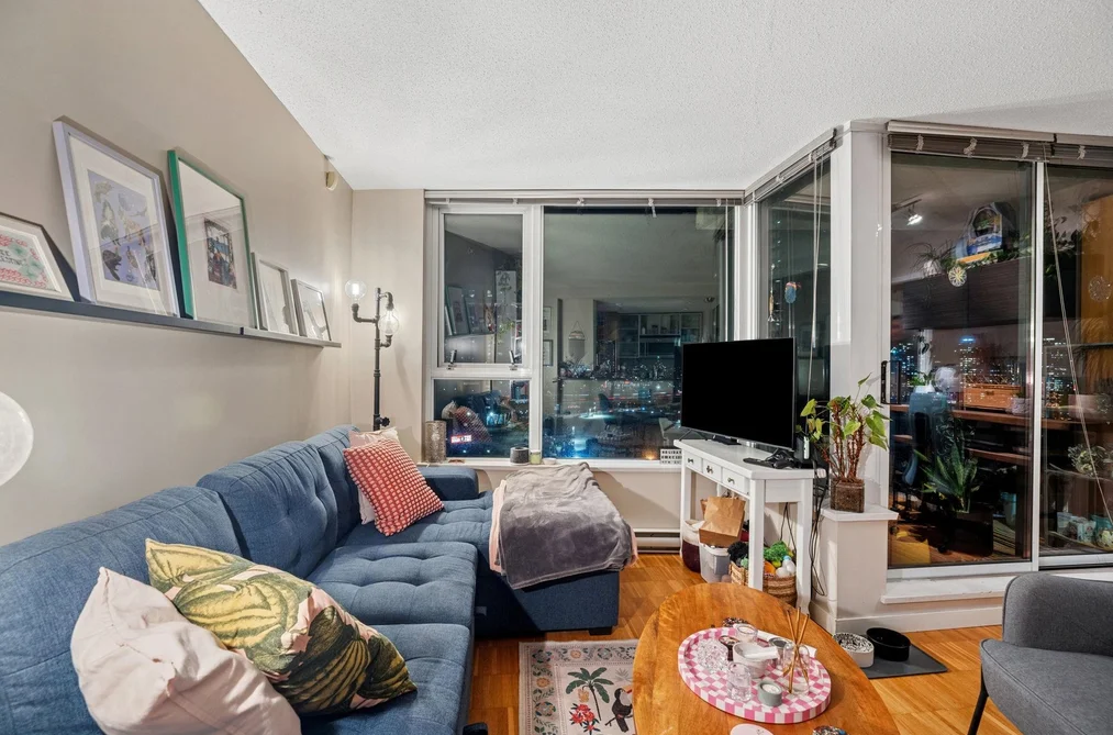 Condo for sale at 1901 33 Smithe Street Vancouver British Columbia - MLS: R3114477