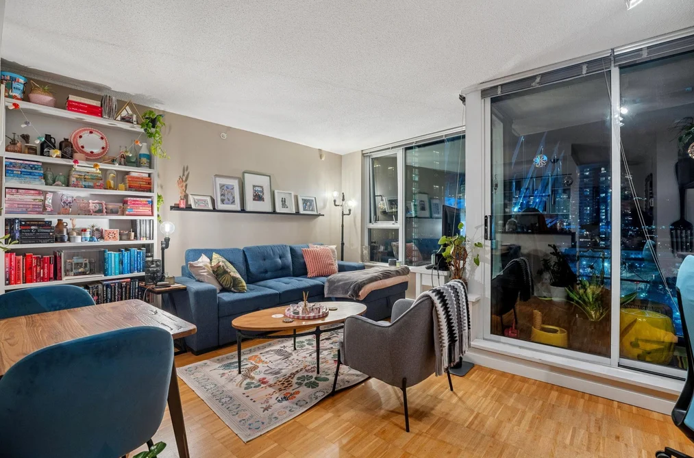 1901 33 SMITHE STREET, Vancouver BC V6B 0B5, Vancouver BC — Residential for Sale - Photo 4