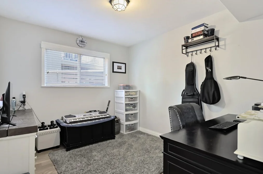 19029 118B Avenue, Pitt Meadows, BC - House for Sale - Photo 18 of 36 19029 118B Avenue, Pitt Meadows, BC - House for Sale - Photo 18 of 36