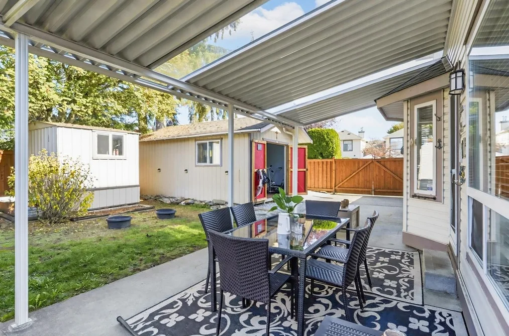 19029 118B Avenue, Pitt Meadows, BC - House for Sale - Photo 33 of 36 19029 118B Avenue, Pitt Meadows, BC - House for Sale - Photo 33 of 36