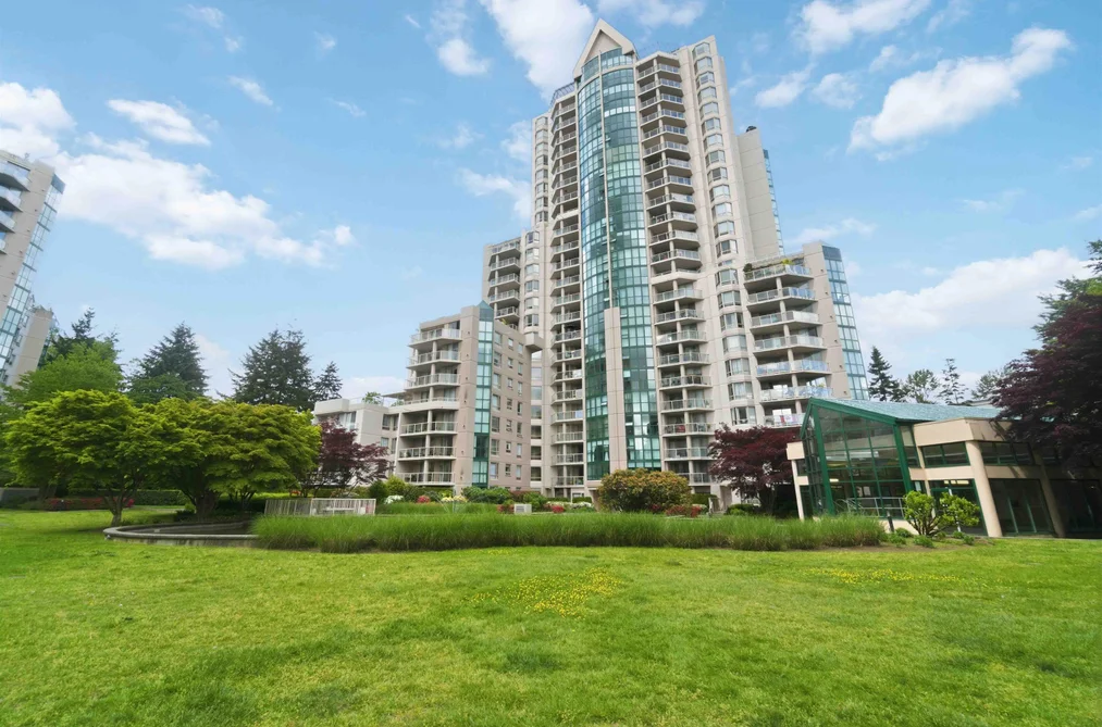Condo for sale at 1903 1199 Eastwood Street Coquitlam British Columbia - MLS: R3126134