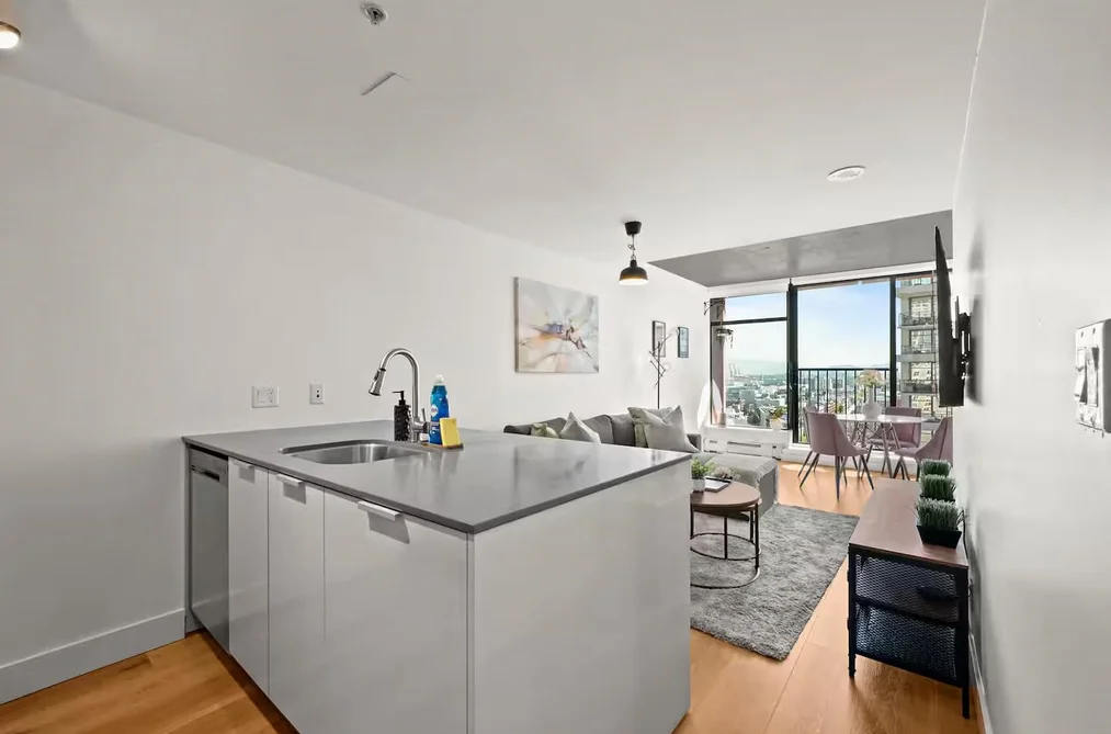 1904 128 W CORDOVA STREET, Vancouver BC V6B 0E6, Vancouver BC — Residential for Sale — Photo 3 of 22