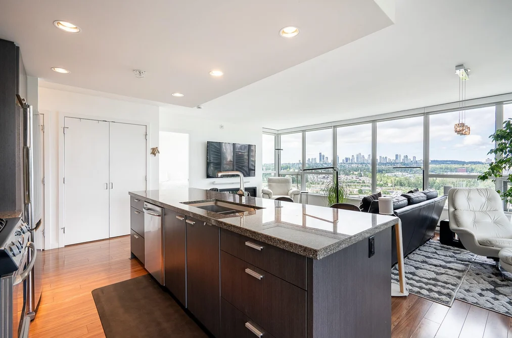 Condo for sale at 1904 2200 Douglas Road Burnaby British Columbia - MLS: R3145999