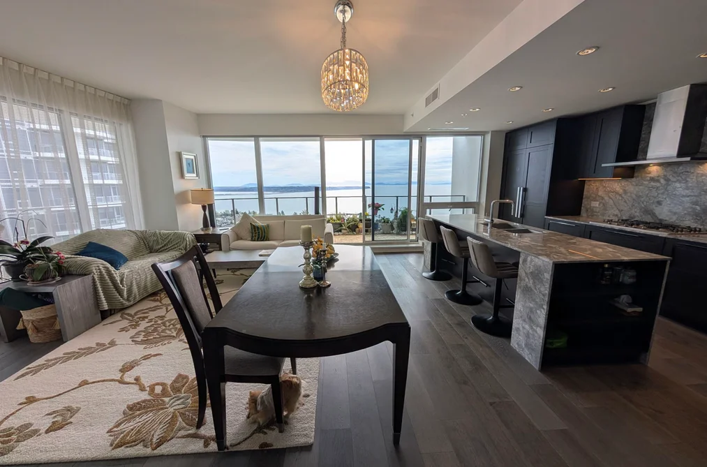 Condo for sale at 1905 1500 Martin Street White Rock British Columbia - MLS: R3110827