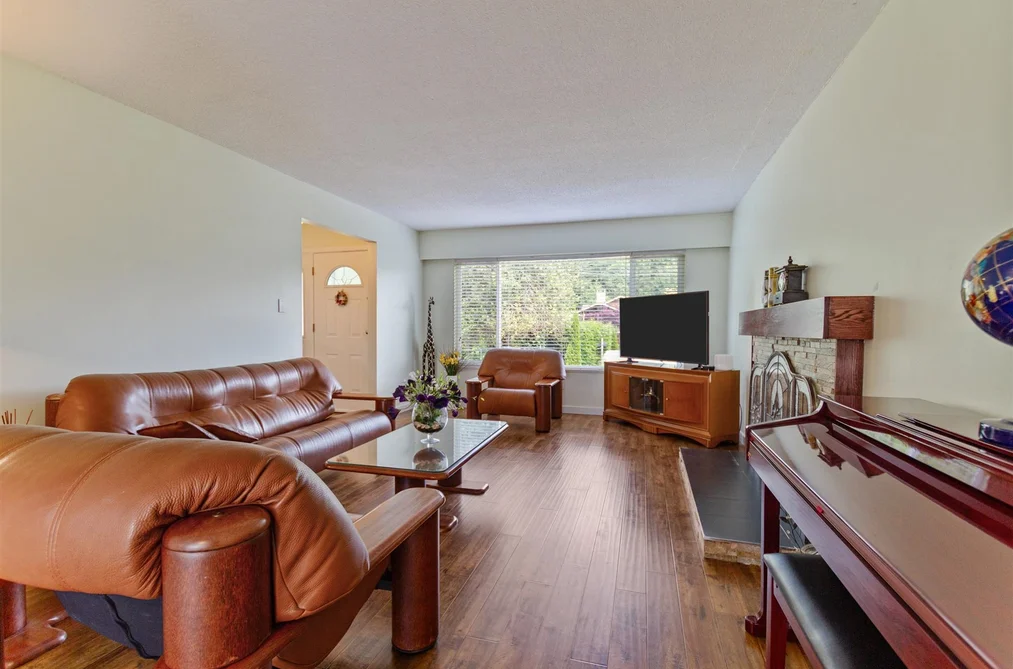 1906 RHODENA AVENUE, Coquitlam BC V3K 2Z9, Coquitlam BC — Residential for Sale - Photo 3