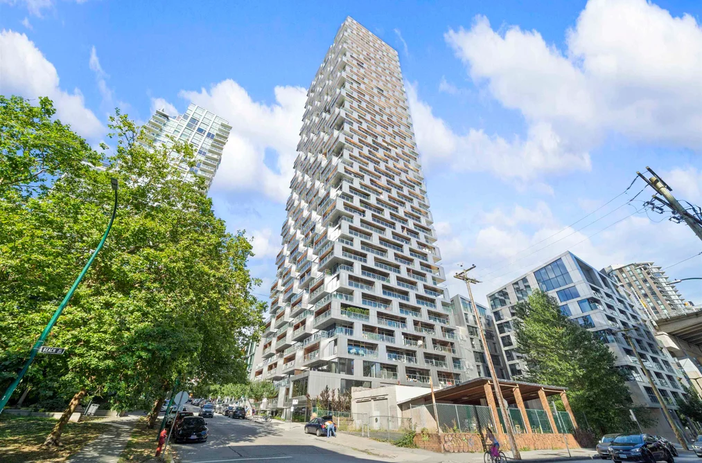 Condo for sale at 1907 1480 Howe Street Vancouver British Columbia - MLS: R3080267